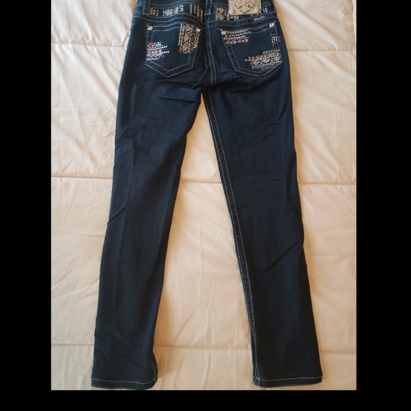 Buckle ๐๐๐๐ ๐๐ผ Skinny Jeans Petite - Picture 2 of 6